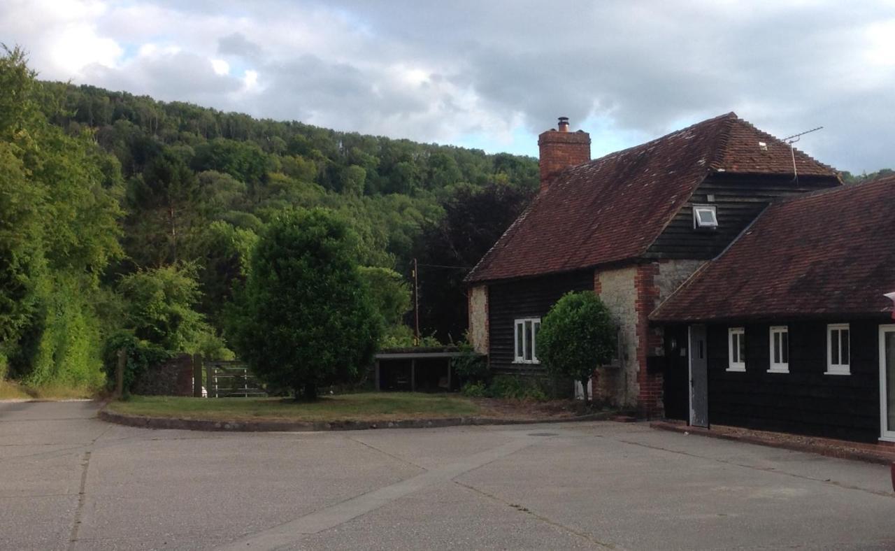 The Old Smithy Bed & Breakfast Duneton Bagian luar foto